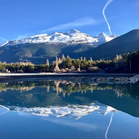 Roca Nevada Suites Вільянуа Екстер'єр фото