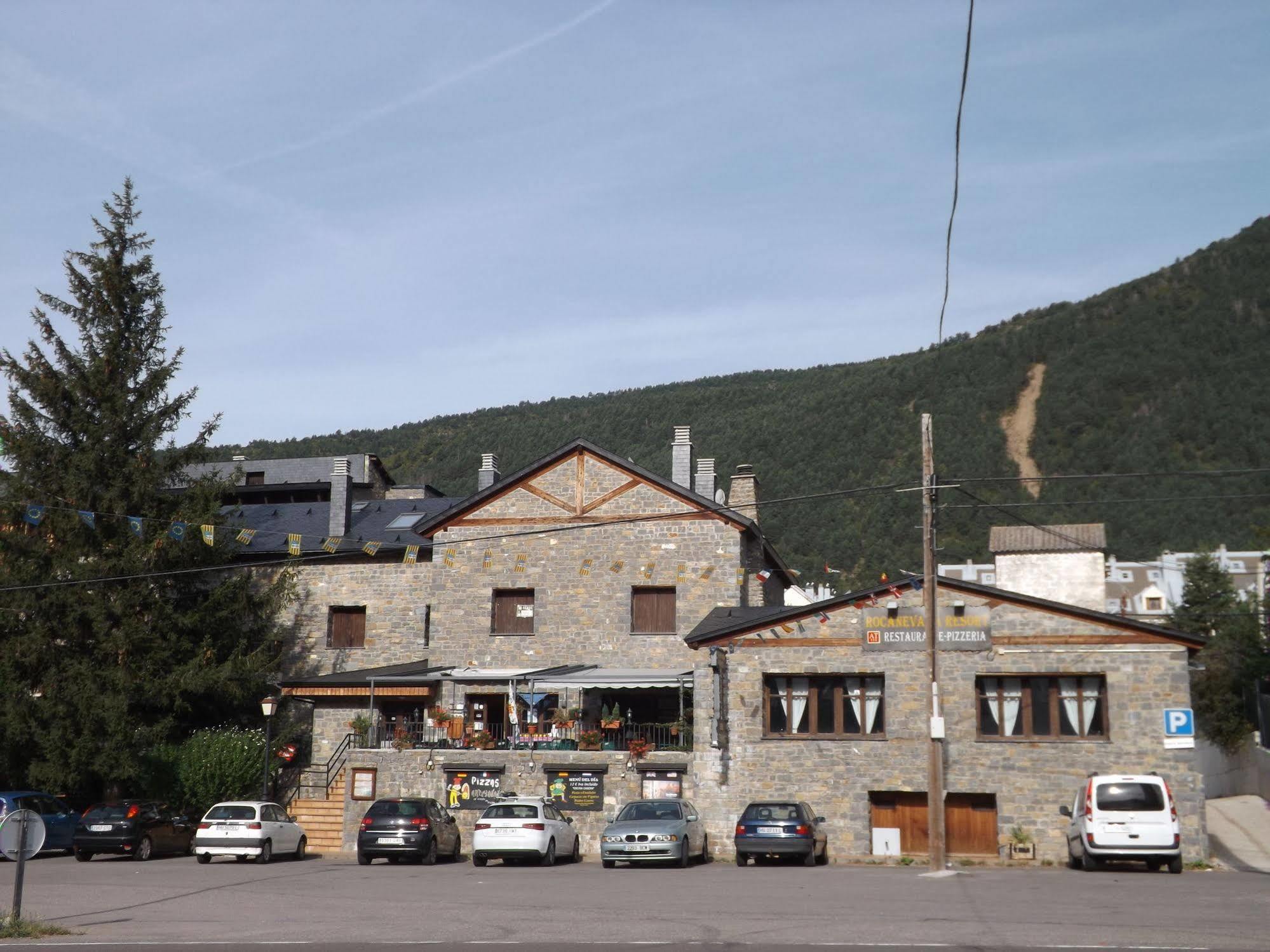 Roca Nevada Suites Вільянуа Екстер'єр фото
