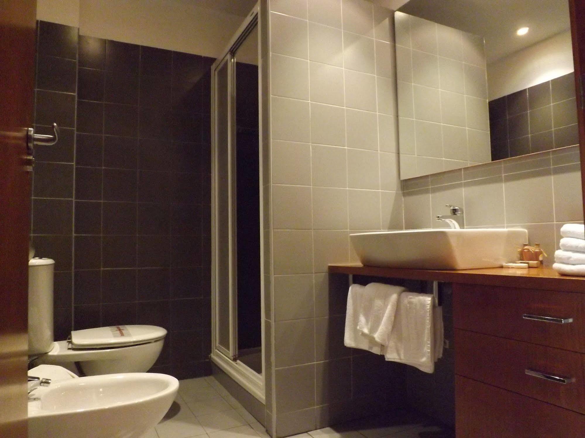 Roca Nevada Suites Вільянуа Екстер'єр фото