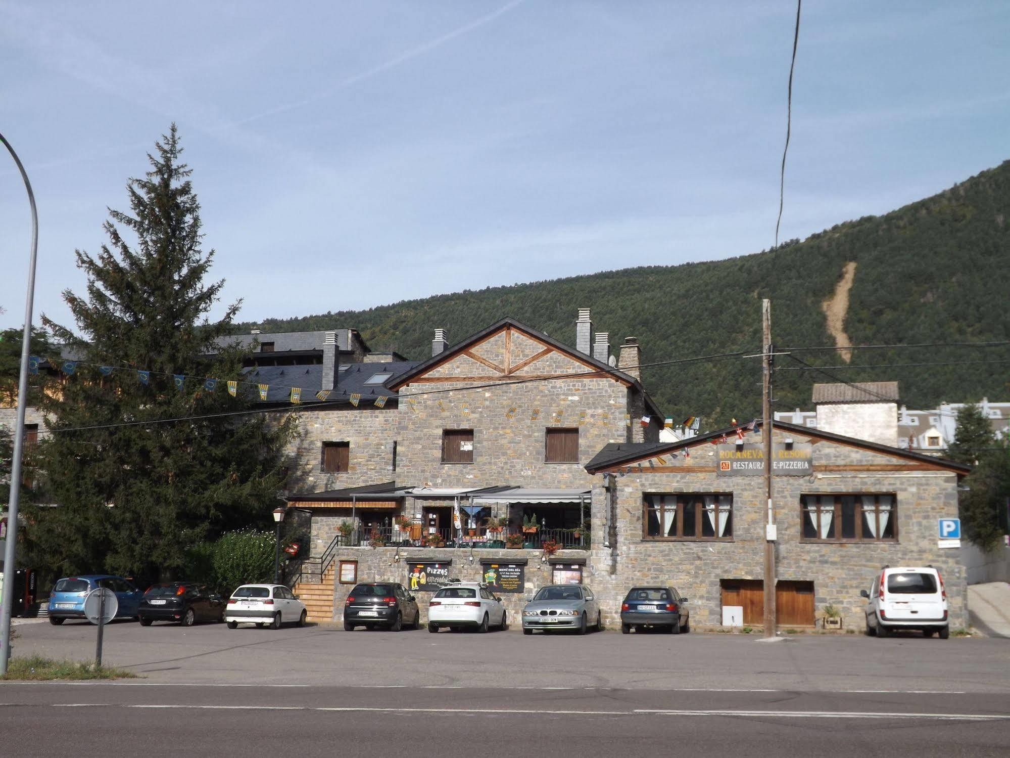 Roca Nevada Suites Вільянуа Екстер'єр фото